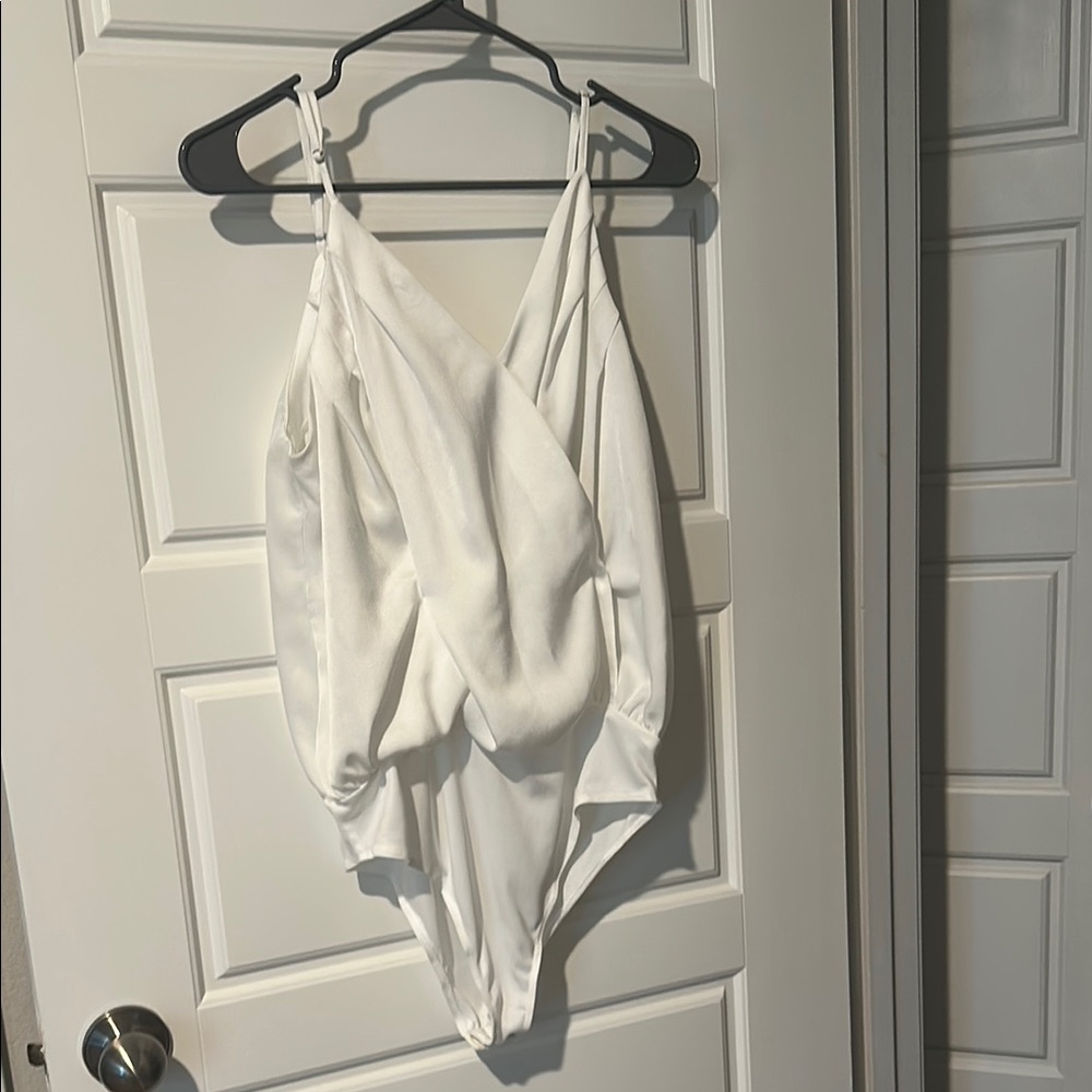 Entro White Asymmetrical Sleeveless Bodysuit